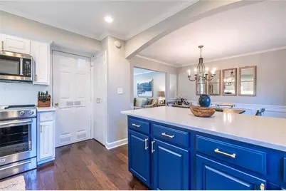 12 Bassett Hall Place NW, Atlanta, GA 30318 - Photo 14