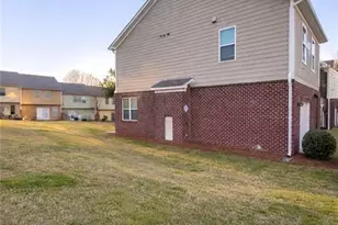 1626 Larkspur Trail, Conyers, GA 30012 - Photo 2