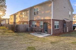 1626 Larkspur Trail, Conyers, GA 30012 - Photo 4