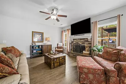 5645 Wooded Valley Way, Flowery Branch, GA 30542 - Photo 12