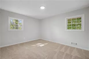 556 Roxbury Dr, Riverdale, GA 30274 - Photo 16