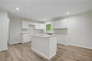 556 Roxbury Dr, Riverdale, GA 30274 - Photo 10