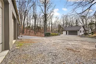2151 E Maddox Rd, Buford, GA 30519 - Photo 40