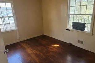 2481 Harvel Dr NW, Atlanta, GA 30318 - Photo 8