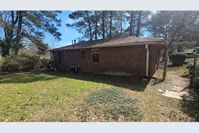 2481 Harvel Drive NW, Atlanta, GA 30318 - Photo 12