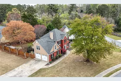 300 Granville Circle NW, Marietta, GA 30064 - Photo 2