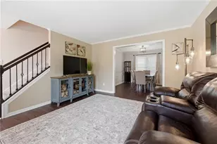 300 Granville Cir NW, Marietta, GA 30064 - Photo 4