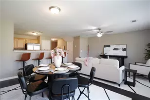 5338 Creekview Ln, Morrow, GA 30260 - Photo 10