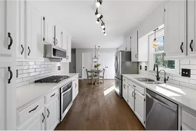 290 Oakmere Drive, Alpharetta, GA 30009 - Photo 12