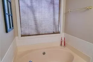 1585 Snow Hill Dr, Lawrenceville, GA 30045 - Photo 18