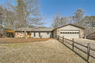 4759 Mockernut Ct SW, Lilburn, GA 30047 - Photo 2
