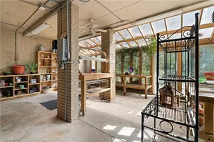 374 Londonberry Rd, Atlanta, GA 30327 - Photo 58