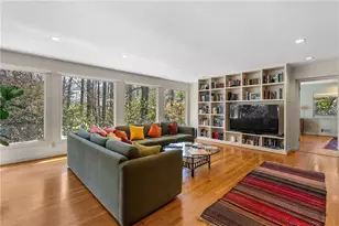 374 Londonberry Rd, Atlanta, GA 30327 - Photo 30