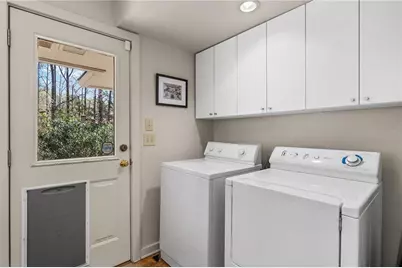 374 Londonberry Road, Atlanta, GA 30327 - Photo 28