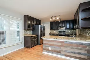 125 Green Valley Cir, McDonough, GA 30252 - Photo 10