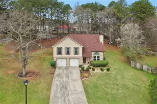 2100 Green Tree Ct, Lithonia, GA 30058 - Photo 4