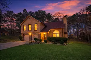 2100 Green Tree Ct, Lithonia, GA 30058 - Photo 1