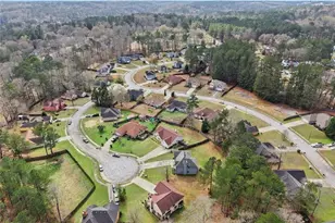 2100 Green Tree Ct, Lithonia, GA 30058 - Photo 40