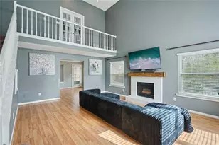 2100 Green Tree Ct, Lithonia, GA 30058 - Photo 4