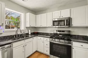 1672 Evanston Cir, Marietta, GA 30062 - Photo 14