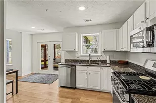 1672 Evanston Cir, Marietta, GA 30062 - Photo 12