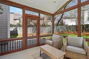 1672 Evanston Cir, Marietta, GA 30062 - Photo 24