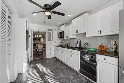 3293 Clairmont North NE, Brookhaven, GA 30329 - Photo 10