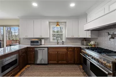 2958 Cravey Drive, Atlanta, GA 30345 - Photo 2