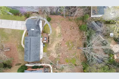 2958 Cravey Drive, Atlanta, GA 30345 - Photo 52