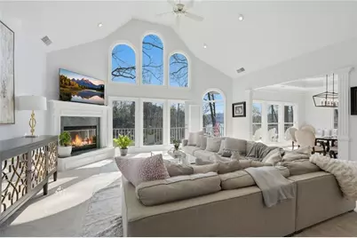 9155 Bay Pointe Drive, Gainesville, GA 30506 - Photo 6