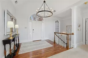 9155 Bay Pointe Dr, Gainesville, GA 30506 - Photo 10