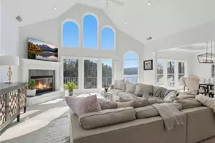 9155 Bay Pointe Dr, Gainesville, GA 30506 - Photo 4