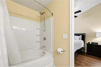 1649 Liberty Parkway NW, Atlanta, GA 30318 - Photo 28