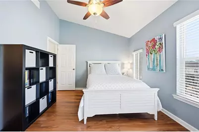 1649 Liberty Parkway NW, Atlanta, GA 30318 - Photo 32