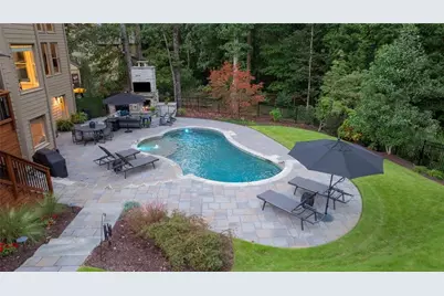 145 Highgrove Drive, Suwanee, GA 30024 - Photo 4