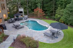 145 Highgrove Dr, Suwanee, GA 30024 - Photo 4