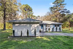 390 Dot Dr, Atlanta, GA 30349 - Photo 1