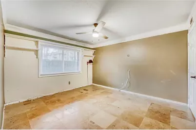 6851 Roswell Road #M13, Atlanta, GA 30328 - Photo 8