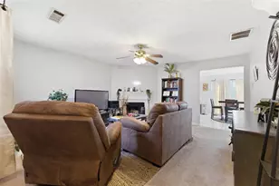 4237 Chestnut Lake Ave, Lithonia, GA 30038 - Photo 4