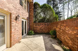 20 Stratford Hall Pl NE, Atlanta, GA 30342 - Photo 24