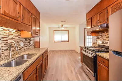 10164 Wooten Road, Roswell, GA 30076 - Photo 2