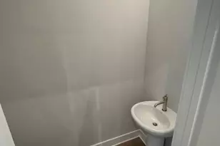 991 Bibbs Circle NW, Atlanta, GA 30318 - Photo 8