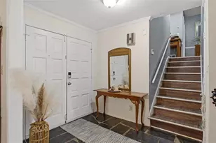 957 Rowland Rd, Stone Mountain, GA 30083 - Photo 4
