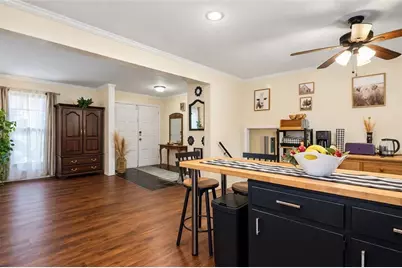 957 Rowland Road, Stone Mountain, GA 30083 - Photo 8