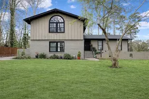 957 Rowland Rd, Stone Mountain, GA 30083 - Photo 1