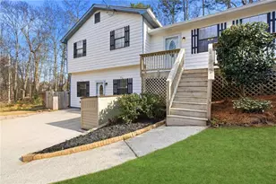 2404 Rhine Ct, Lawrenceville, GA 30043 - Photo 8