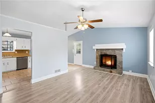 2404 Rhine Ct, Lawrenceville, GA 30043 - Photo 10