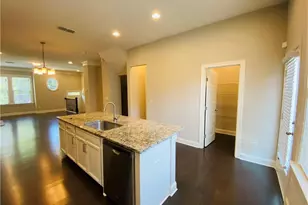 1815 Hislop Ln, Atlanta, GA 30345 - Photo 10