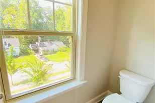 1815 Hislop Ln, Atlanta, GA 30345 - Photo 20