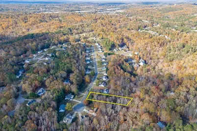 5137 Yellow Stone Drive, Flowery Branch, GA 30542 - Photo 8